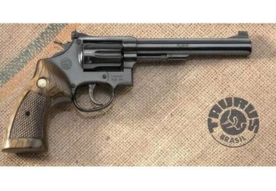 O Taurus 86 TA é um revólver calibre .38 SPL, muito usado em competições e em clubes e estandes de tiro no rio de janeiro